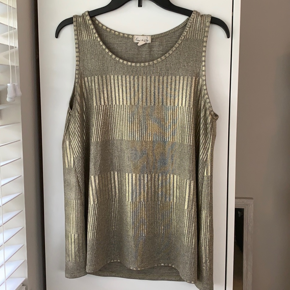 Emi and Joe metallic tank top, size L